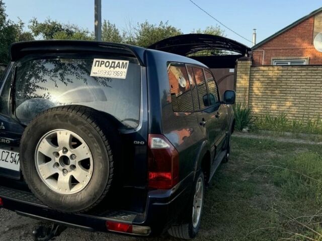 Синий Мицубиси Паджеро, объемом двигателя 3.2 л и пробегом 400 тыс. км за 5800 $, фото 2 на Automoto.ua