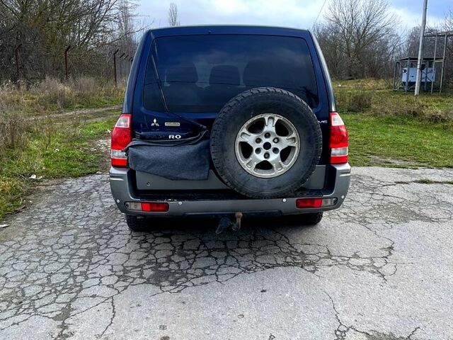 Синій Міцубісі Паджеро, об'ємом двигуна 2.9 л та пробігом 320 тис. км за 4400 $, фото 4 на Automoto.ua