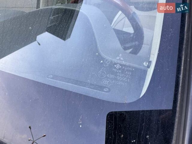 Синий Мицубиси Паджеро, объемом двигателя 2.97 л и пробегом 227 тыс. км за 8900 $, фото 26 на Automoto.ua