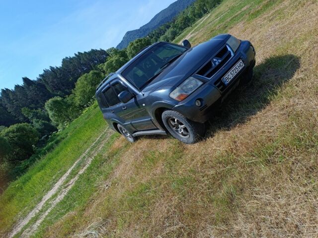 Синій Міцубісі Паджеро, об'ємом двигуна 3 л та пробігом 370 тис. км за 6000 $, фото 2 на Automoto.ua