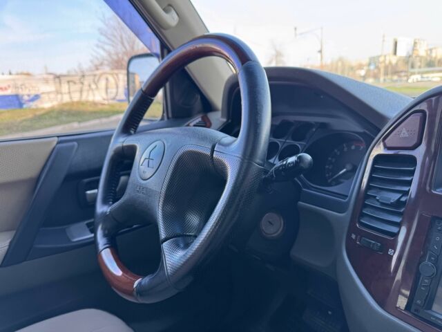 Синий Мицубиси Паджеро, объемом двигателя 3 л и пробегом 227 тыс. км за 8900 $, фото 23 на Automoto.ua