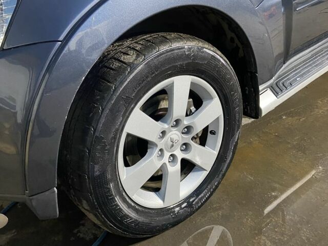 Синій Міцубісі Паджеро, об'ємом двигуна 0 л та пробігом 330 тис. км за 15500 $, фото 1 на Automoto.ua