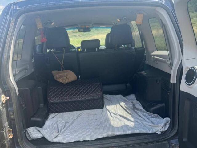 Синий Мицубиси Паджеро, объемом двигателя 3.2 л и пробегом 281 тыс. км за 7142 $, фото 3 на Automoto.ua