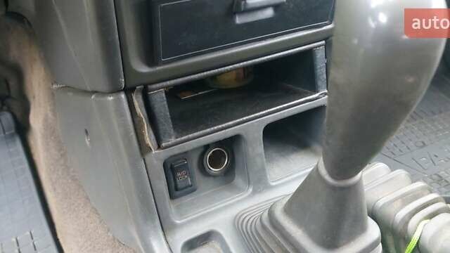 Зеленый Мицубиси Паджеро, объемом двигателя 2.8 л и пробегом 220 тыс. км за 6450 $, фото 5 на Automoto.ua