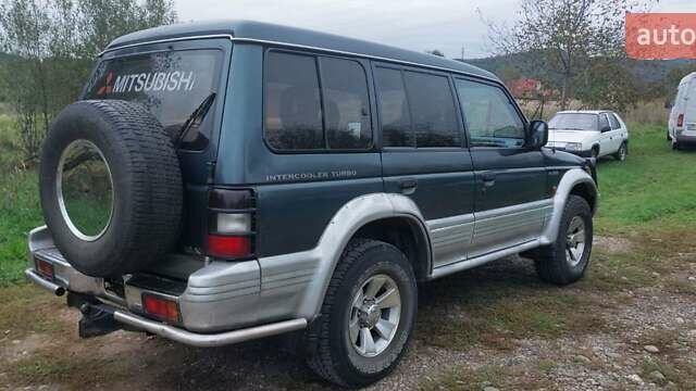 Зеленый Мицубиси Паджеро, объемом двигателя 2.8 л и пробегом 220 тыс. км за 6450 $, фото 6 на Automoto.ua