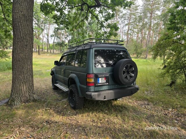 Зеленый Мицубиси Паджеро, объемом двигателя 0 л и пробегом 356 тыс. км за 3118 $, фото 3 на Automoto.ua