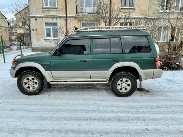 Зелений Міцубісі Паджеро, об'ємом двигуна 0 л та пробігом 545 тис. км за 13000 $, фото 1 на Automoto.ua