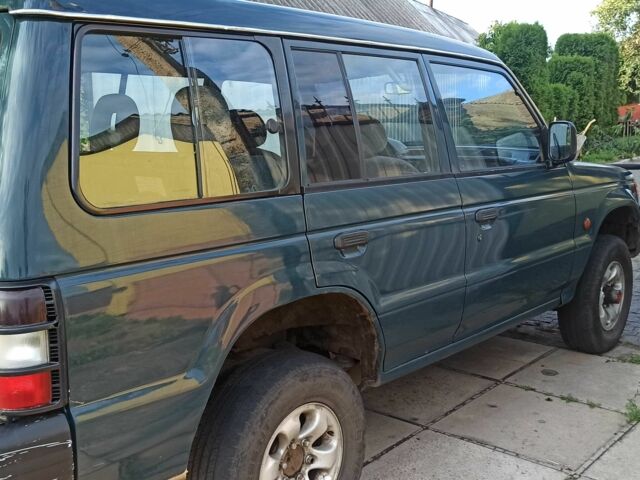 Зеленый Мицубиси Паджеро, объемом двигателя 2.8 л и пробегом 360 тыс. км за 5700 $, фото 17 на Automoto.ua
