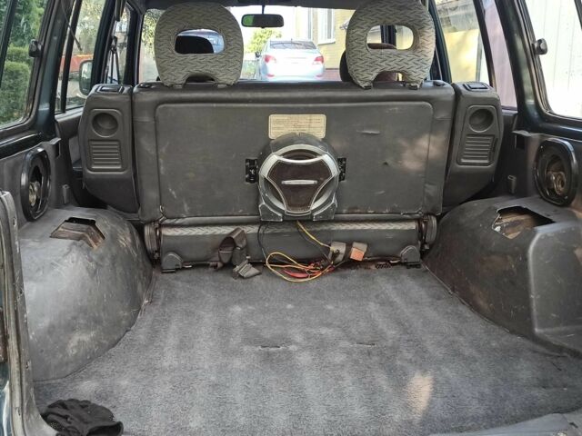 Зеленый Мицубиси Паджеро, объемом двигателя 2.8 л и пробегом 360 тыс. км за 5700 $, фото 4 на Automoto.ua