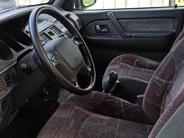 Зеленый Мицубиси Паджеро, объемом двигателя 2.8 л и пробегом 360 тыс. км за 5700 $, фото 9 на Automoto.ua