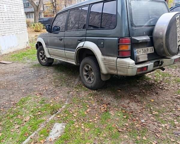 Зеленый Мицубиси Паджеро, объемом двигателя 2.8 л и пробегом 350 тыс. км за 5000 $, фото 7 на Automoto.ua