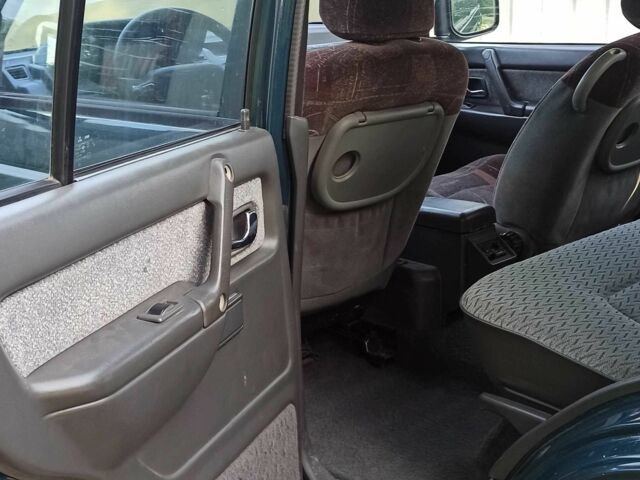 Зеленый Мицубиси Паджеро, объемом двигателя 2.8 л и пробегом 360 тыс. км за 5700 $, фото 6 на Automoto.ua