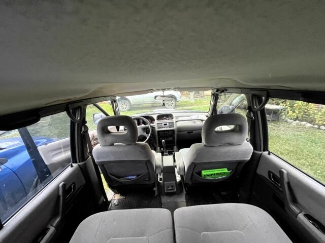 Зелений Міцубісі Паджеро, об'ємом двигуна 3 л та пробігом 197 тис. км за 5500 $, фото 6 на Automoto.ua