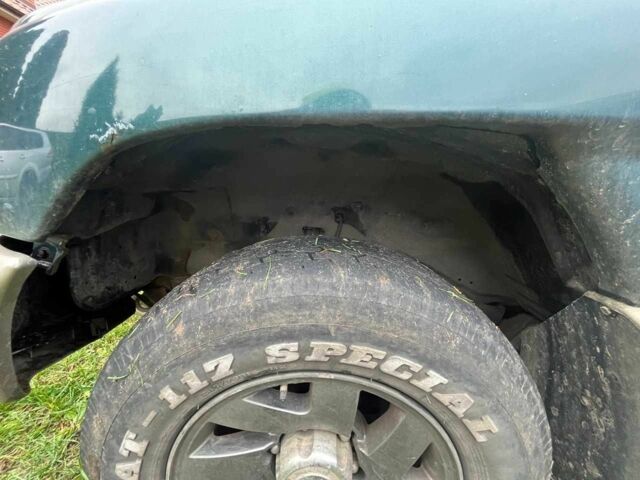 Зелений Міцубісі Паджеро, об'ємом двигуна 3 л та пробігом 197 тис. км за 5500 $, фото 11 на Automoto.ua