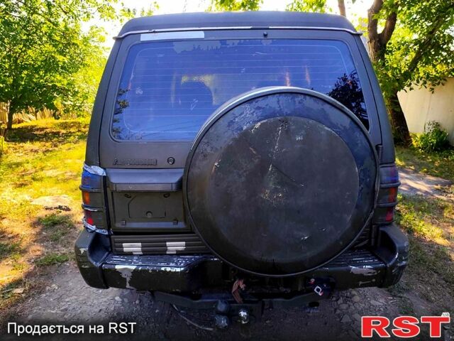 Зелений Міцубісі Паджеро, об'ємом двигуна 2.8 л та пробігом 0 тис. км за 3500 $, фото 2 на Automoto.ua