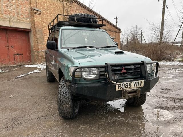 Зеленый Мицубиси Паджеро, объемом двигателя 2.8 л и пробегом 300 тыс. км за 4257 $, фото 7 на Automoto.ua