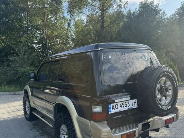 Зеленый Мицубиси Паджеро, объемом двигателя 3.5 л и пробегом 350 тыс. км за 5800 $, фото 5 на Automoto.ua