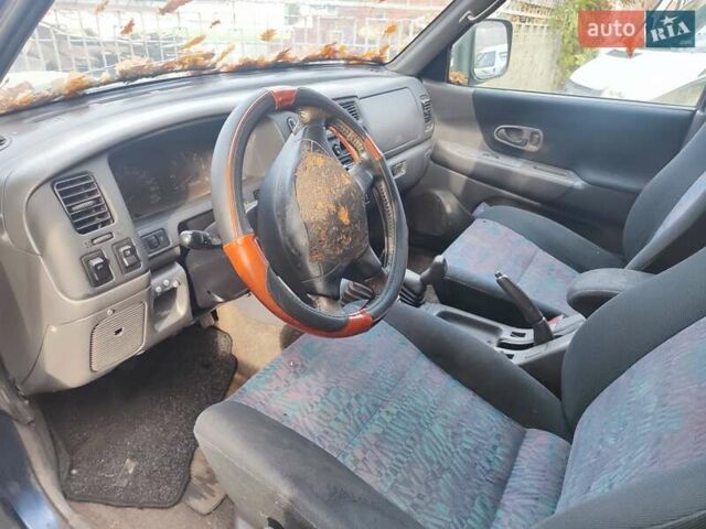 Міцубісі Паджеро 1999 у Києві на Automoto.ua Зелений Міцубісі Паджеро, об'ємом двигуна 2.5 л та пробігом 300 тис. км за 3000 $, фото 4 на Automoto.ua