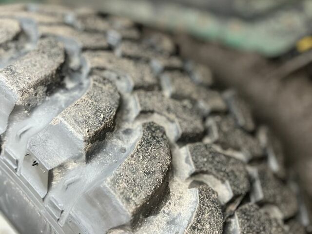 Зеленый Мицубиси Паджеро, объемом двигателя 3 л и пробегом 200 тыс. км за 3700 $, фото 14 на Automoto.ua