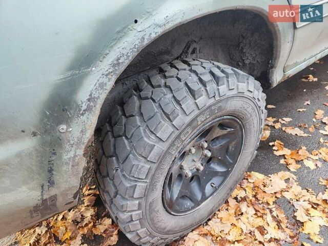 Міцубісі Паджеро 1999 у Києві на Automoto.ua Зелений Міцубісі Паджеро, об'ємом двигуна 2.5 л та пробігом 300 тис. км за 3000 $, фото 3 на Automoto.ua