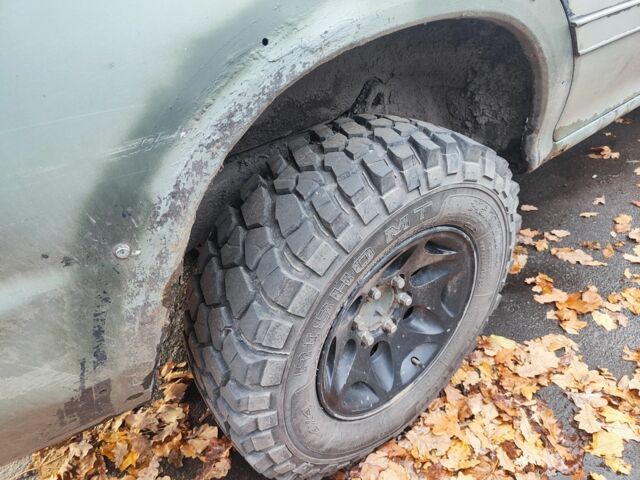 Міцубісі Паджеро 1999 у Бородянке на Automoto.ua Зелений Міцубісі Паджеро, об'ємом двигуна 2 л та пробігом 300 тис. км за 3000 $, фото 4 на Automoto.ua
