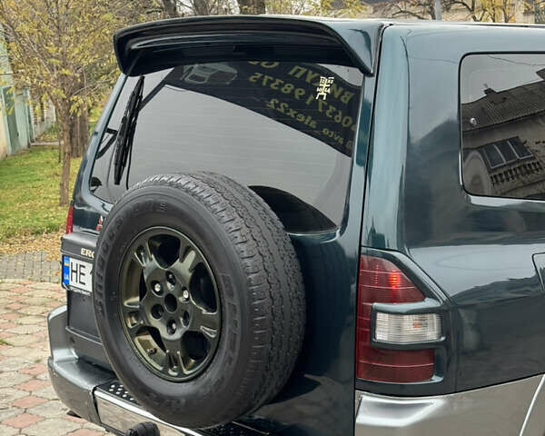 Зелений Міцубісі Паджеро, об'ємом двигуна 3.2 л та пробігом 390 тис. км за 8750 $, фото 9 на Automoto.ua