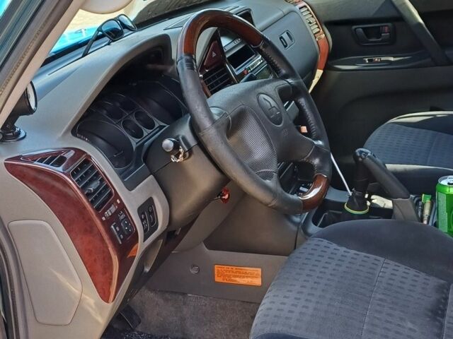 Зеленый Мицубиси Паджеро, объемом двигателя 0 л и пробегом 260 тыс. км за 7000 $, фото 13 на Automoto.ua