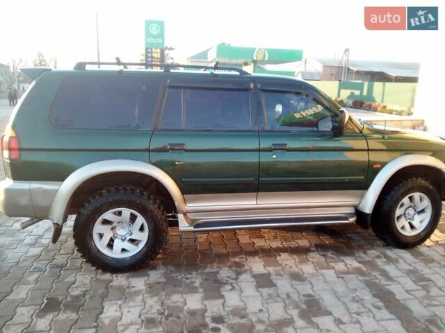 Зелений Міцубісі Паджеро, об'ємом двигуна 2.97 л та пробігом 420 тис. км за 6500 $, фото 5 на Automoto.ua