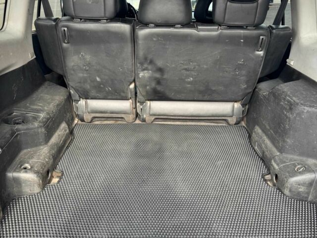 Зеленый Мицубиси Паджеро, объемом двигателя 3.2 л и пробегом 375 тыс. км за 5200 $, фото 11 на Automoto.ua