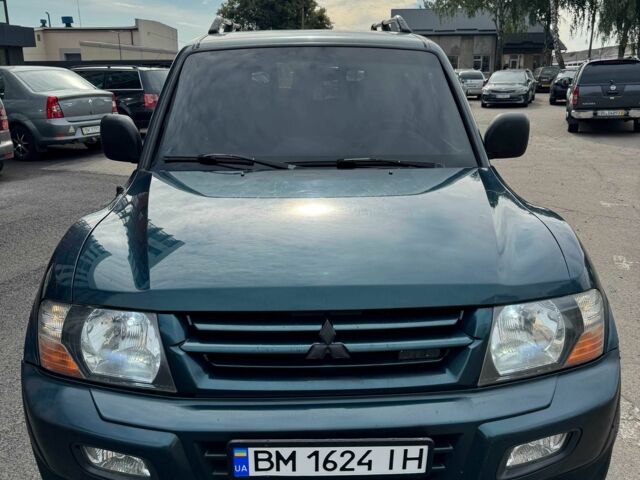 Зеленый Мицубиси Паджеро, объемом двигателя 3.2 л и пробегом 375 тыс. км за 5200 $, фото 1 на Automoto.ua