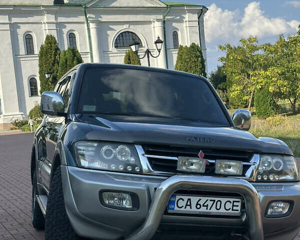Зеленый Мицубиси Паджеро, объемом двигателя 3.5 л и пробегом 260 тыс. км за 9150 $, фото 50 на Automoto.ua