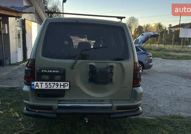 Зеленый Мицубиси Паджеро, объемом двигателя 3.5 л и пробегом 325 тыс. км за 5750 $, фото 6 на Automoto.ua