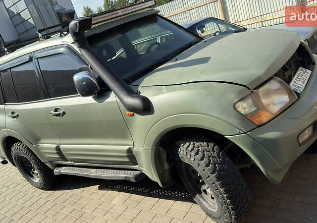 Зеленый Мицубиси Паджеро, объемом двигателя 3.5 л и пробегом 325 тыс. км за 5750 $, фото 13 на Automoto.ua
