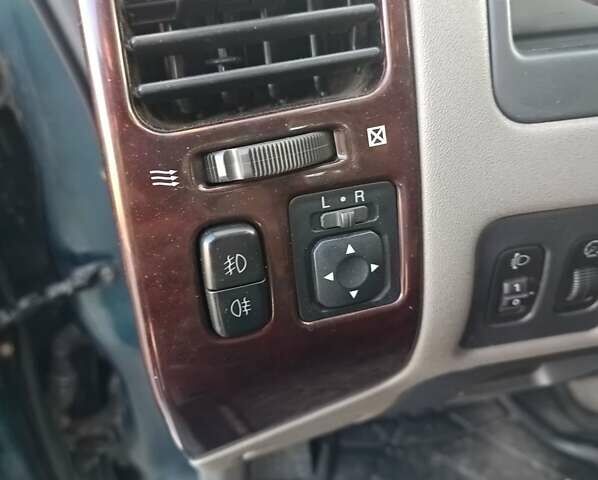 Зеленый Мицубиси Паджеро, объемом двигателя 3.2 л и пробегом 207 тыс. км за 9800 $, фото 13 на Automoto.ua