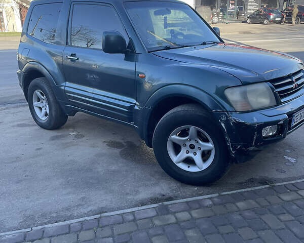 Зеленый Мицубиси Паджеро, объемом двигателя 3.2 л и пробегом 255 тыс. км за 7000 $, фото 2 на Automoto.ua