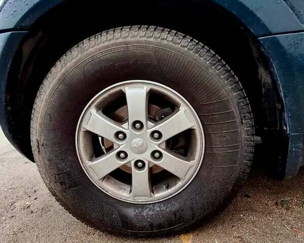 Зеленый Мицубиси Паджеро, объемом двигателя 3.2 л и пробегом 425 тыс. км за 6500 $, фото 2 на Automoto.ua