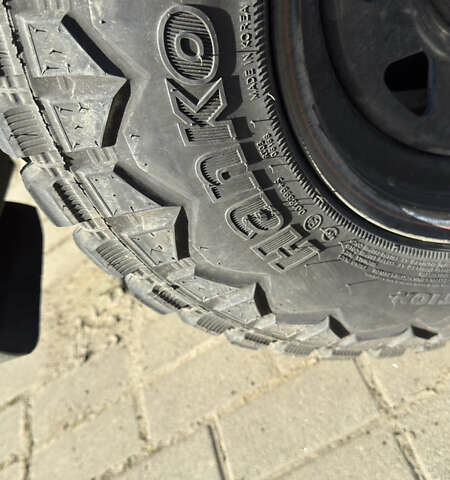 Зеленый Мицубиси Паджеро, объемом двигателя 3.5 л и пробегом 325 тыс. км за 5750 $, фото 10 на Automoto.ua