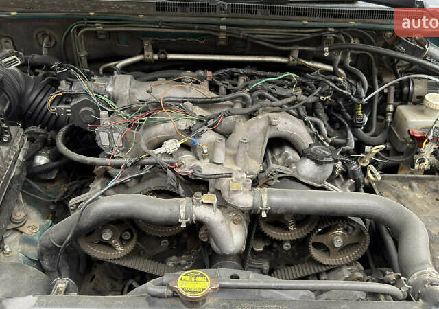 Зеленый Мицубиси Паджеро, объемом двигателя 3.5 л и пробегом 325 тыс. км за 5750 $, фото 8 на Automoto.ua