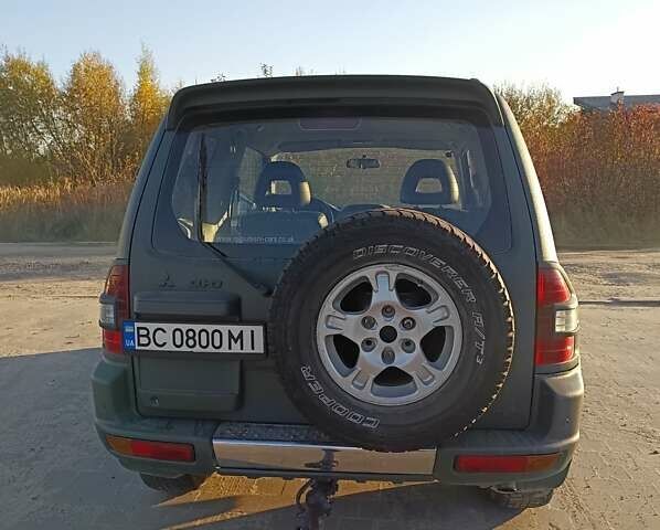 Зеленый Мицубиси Паджеро, объемом двигателя 3.2 л и пробегом 207 тыс. км за 9800 $, фото 3 на Automoto.ua