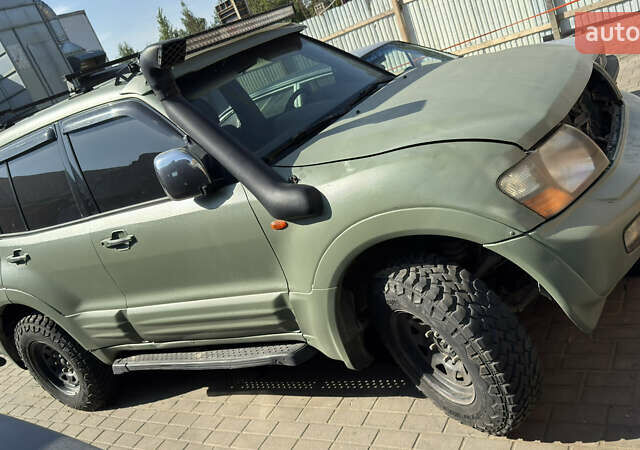 Зеленый Мицубиси Паджеро, объемом двигателя 3.5 л и пробегом 325 тыс. км за 5750 $, фото 9 на Automoto.ua