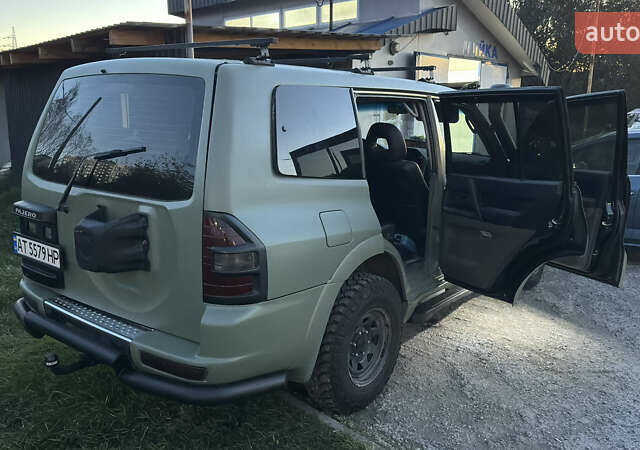 Зеленый Мицубиси Паджеро, объемом двигателя 3.5 л и пробегом 325 тыс. км за 5750 $, фото 5 на Automoto.ua