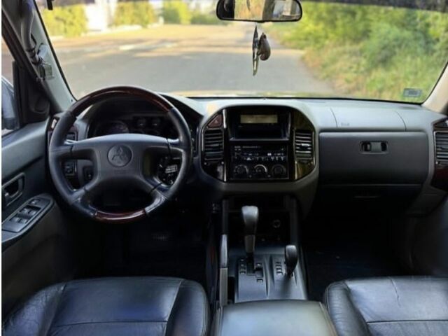 Зелений Міцубісі Паджеро, об'ємом двигуна 3.5 л та пробігом 136 тис. км за 7500 $, фото 5 на Automoto.ua