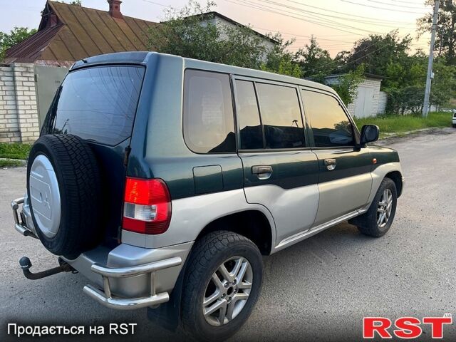 Зеленый Мицубиси Паджеро, объемом двигателя 1.8 л и пробегом 310 тыс. км за 5500 $, фото 3 на Automoto.ua