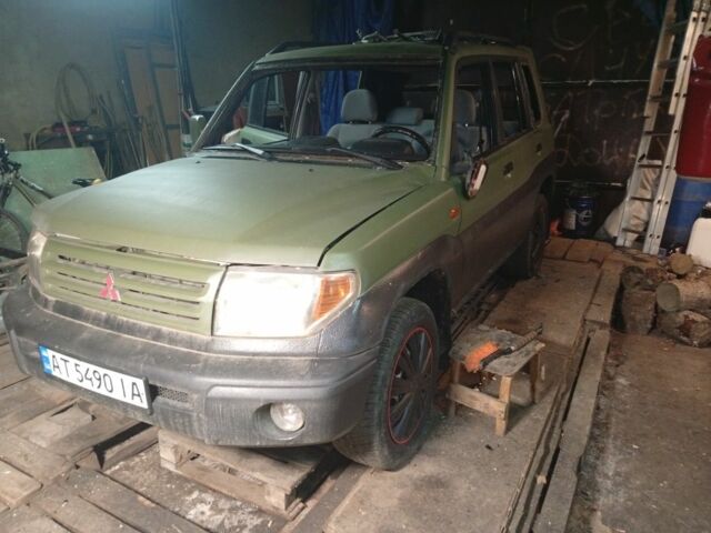 Зеленый Мицубиси Паджеро, объемом двигателя 1.8 л и пробегом 230 тыс. км за 1700 $, фото 7 на Automoto.ua