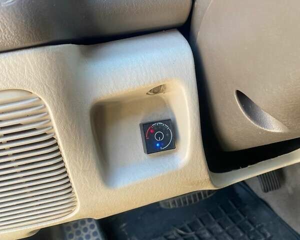 Зеленый Мицубиси Паджеро, объемом двигателя 3 л и пробегом 392 тыс. км за 7700 $, фото 9 на Automoto.ua