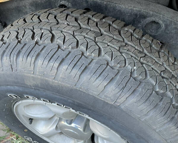 Зелений Міцубісі Паджеро, об'ємом двигуна 2.5 л та пробігом 172 тис. км за 5800 $, фото 5 на Automoto.ua