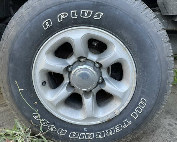 Зелений Міцубісі Паджеро, об'ємом двигуна 2.5 л та пробігом 172 тис. км за 5800 $, фото 6 на Automoto.ua