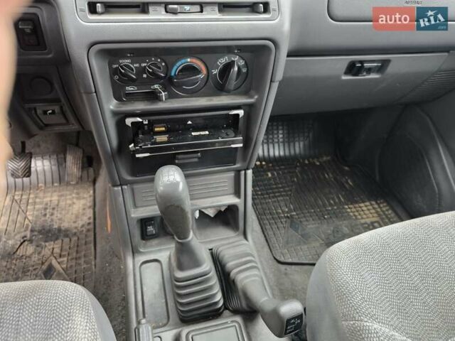 Зеленый Мицубиси Паджеро, объемом двигателя 2.5 л и пробегом 180 тыс. км за 6499 $, фото 9 на Automoto.ua