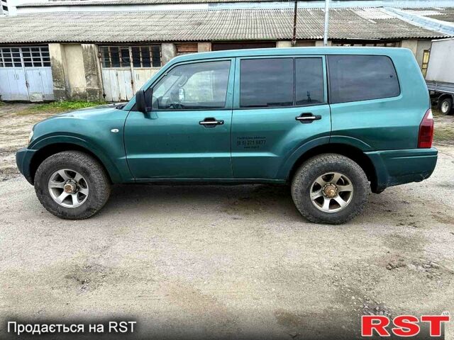 Зеленый Мицубиси Паджеро, объемом двигателя 2.5 л и пробегом 268 тыс. км за 3700 $, фото 3 на Automoto.ua