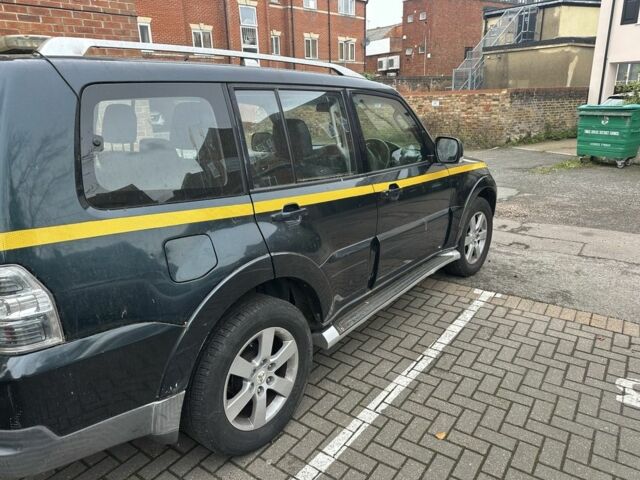 Мицубиси Паджеро 2007 в Яворове на Automoto.ua Зеленый Мицубиси Паджеро, объемом двигателя 3.2 л и пробегом 160 тыс. км за 6403 $, фото 4 на Automoto.ua